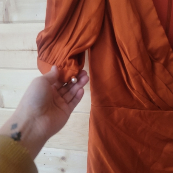 Ieena for Mac Duggal, Puff Sleeve Faux Wrap Mini Dress, Burnt Orange, Size 4,NWT - Picture 9 of 11